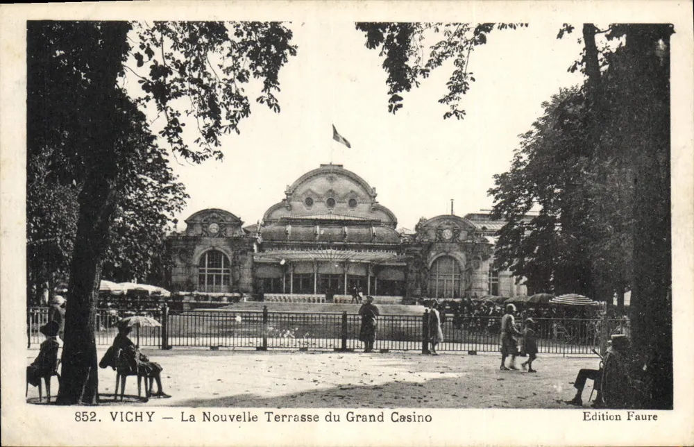 Vichy — Die Neue Terrasse des Grand Casino — Edition Faure n°852 - Vorderseite