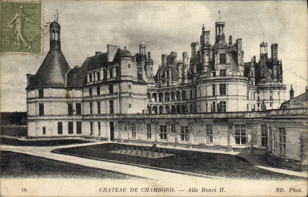 Castelo de Chambord — Ala Henri II — ND. Fot. - Frente