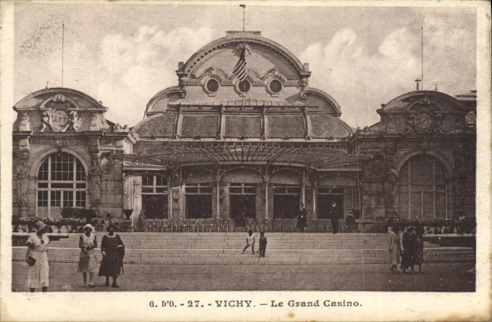 Vichy — Il Grand Casino — J. Gottelanges, edito da Châtres (P.-de-D.) - Recto