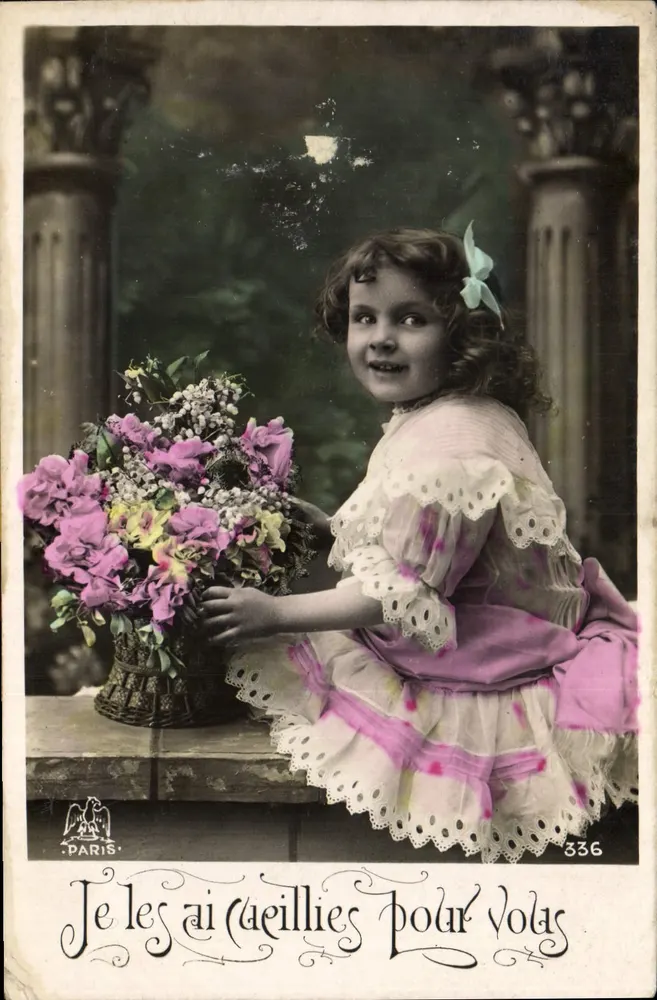 Mädchen mit Blumenstrauß — Paris — Verlag Paris n°336 - Vorderseite