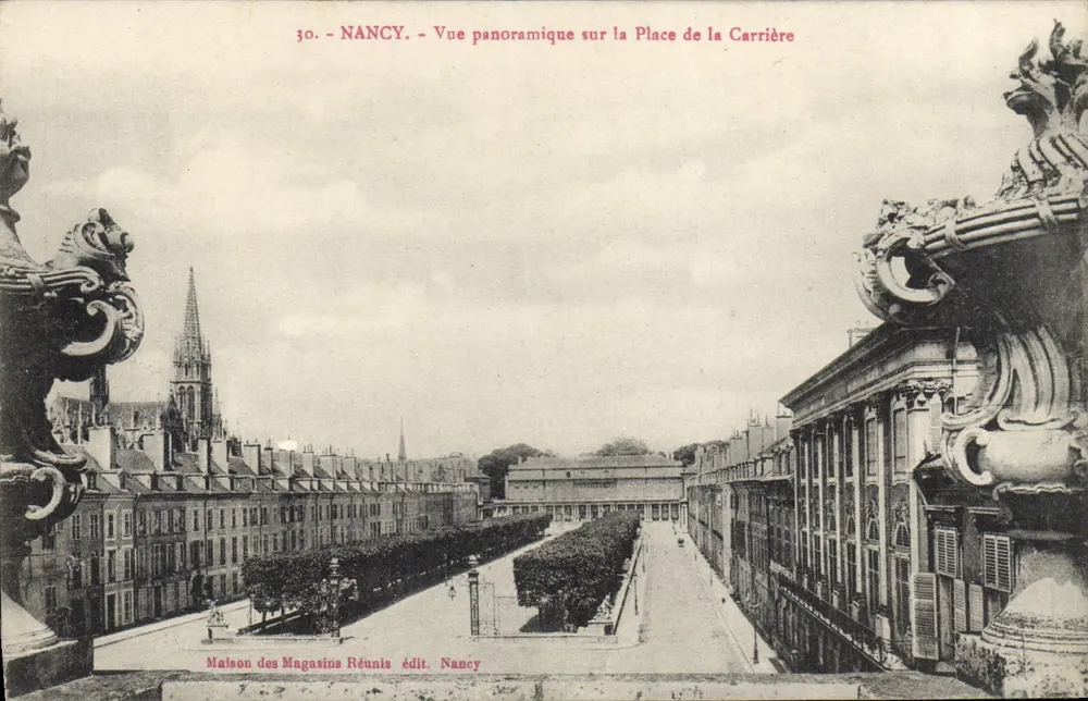 NANCY — Panoramablick auf die Place de la Carrière — Verlag Maison des Magasins Réunis, Nancy - Vorderseite