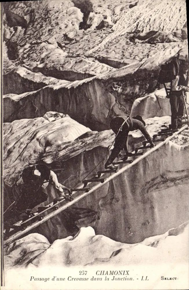 Chamonix — Passagem por uma crevasse na Jonction — L.L. Select, n°257 - Frente