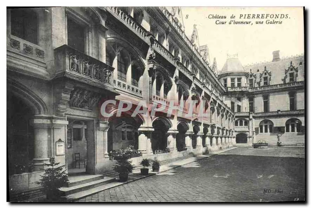 Schloss PIERREFONDS — Ehrenhof, eine Galerie — ND. Plou - Vorderseite