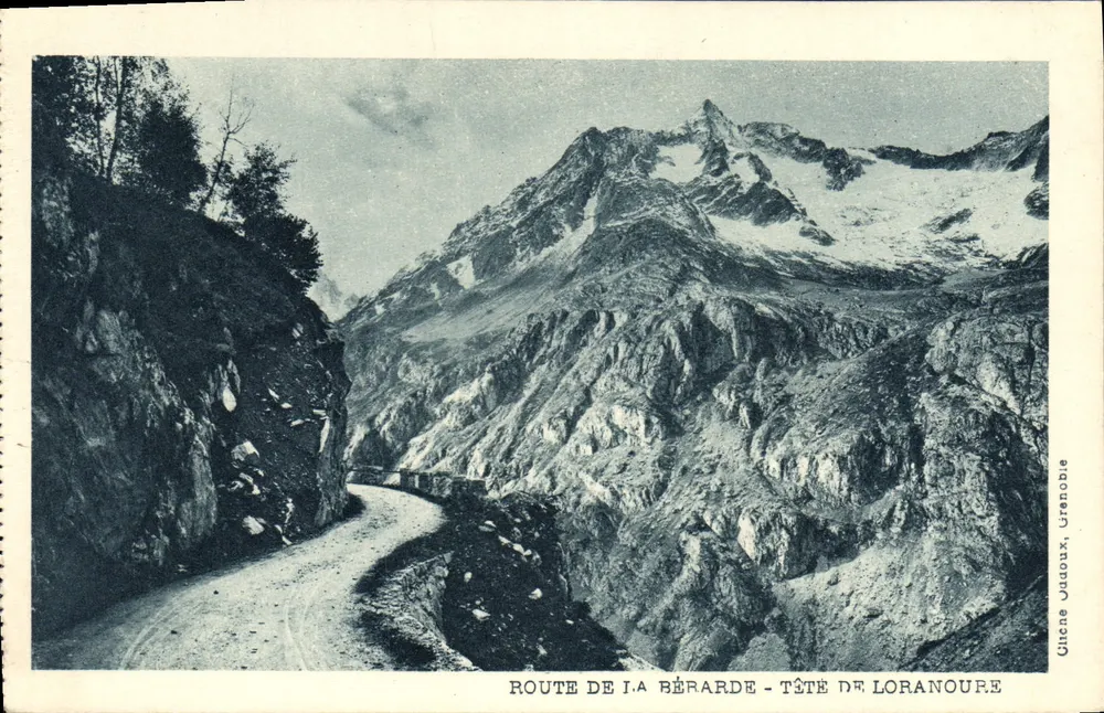 Estrada da Bérarde - Cabeça de Loranoure — Gîche Jauoux, Grenoble - Frente