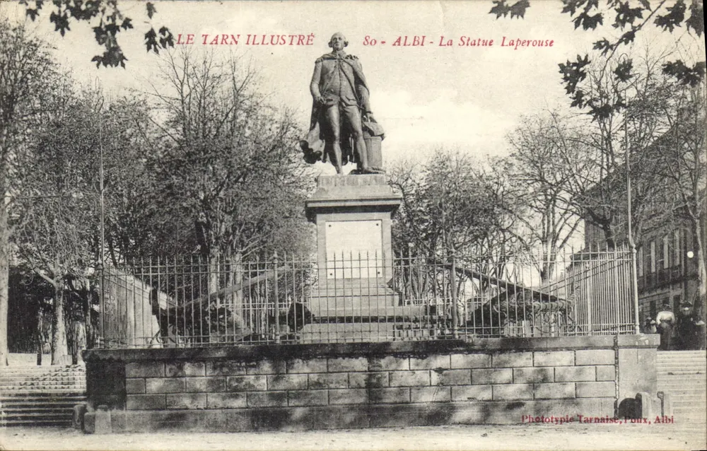Albi - A Estátua de Laperouse — Editor Fototipia Tarnaise, Poux, Albi — N° 80 - Frente
