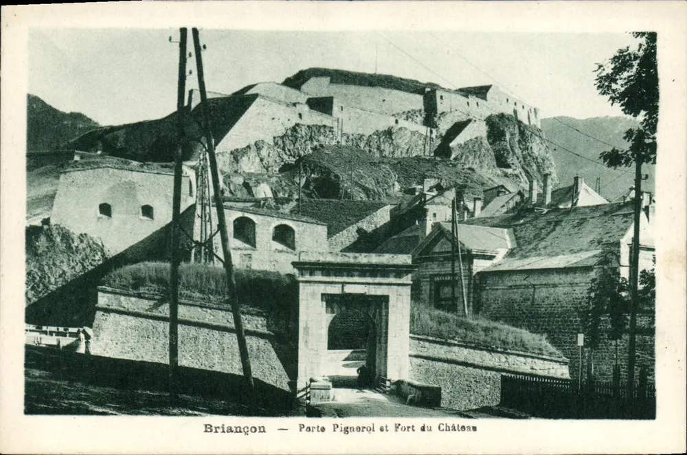 Briangon — Tor Pignérol und Schlossfestung — Éd. L. Paget, Valence - Vorderseite