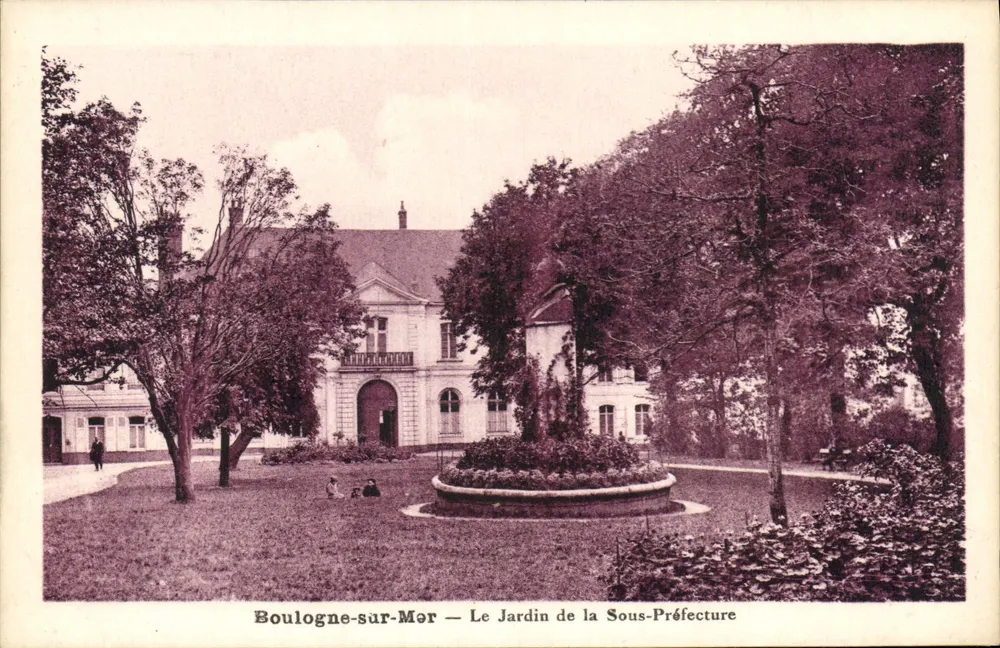 Boulogne-sur-Mer — Der Garten der Unteren Präfektur — Verlag Y. Sacle - Vorderseite