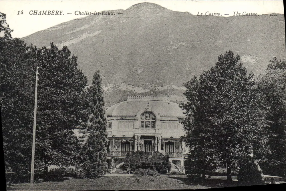 Chambéry — Challes-les-Eaux — O Casino — The Casino - Frente