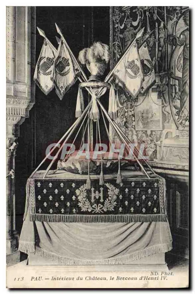 Pau — Innenansicht des Schlosses, das Wiegenbett von Henri IV — ND. Fot. - Vorderseite