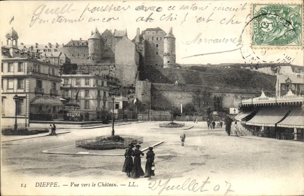 Dieppe — Vista em direção ao Castelo — LL. - Frente