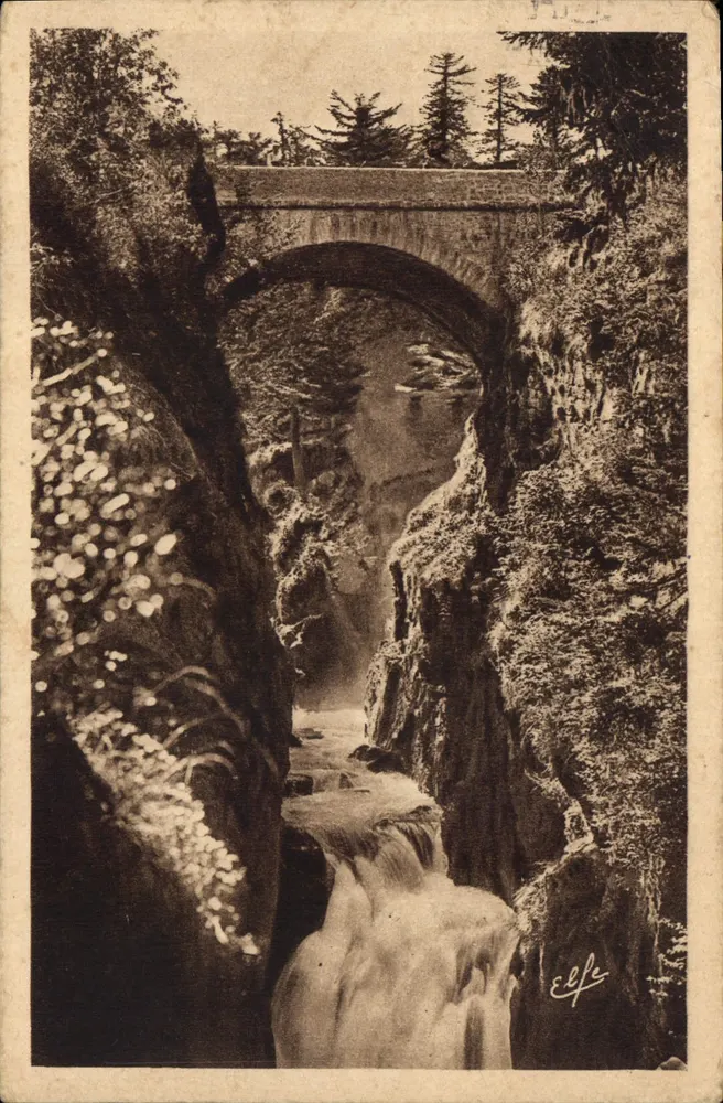 Pont de Cauterets — vista del cañón y cascada — editor Elfe - Anverso