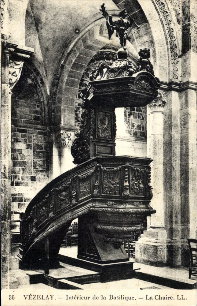 VÉZELAY — Interior da Basílica — A Cátedra. LL. n°36 - Frente