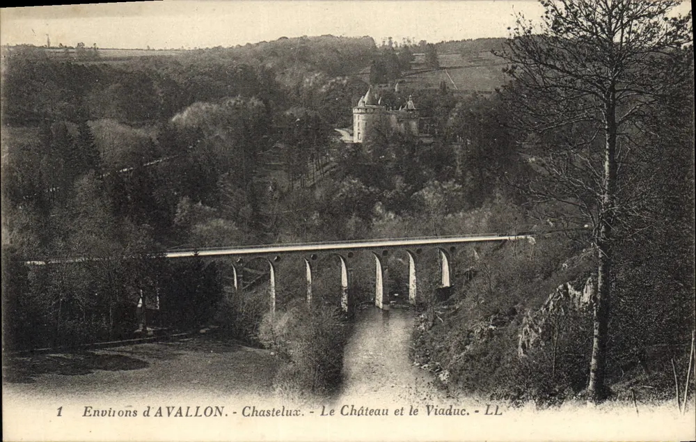 Umgebung von AVALLON - Chastelux - Schloss und Viadukt - LL - Vorderseite