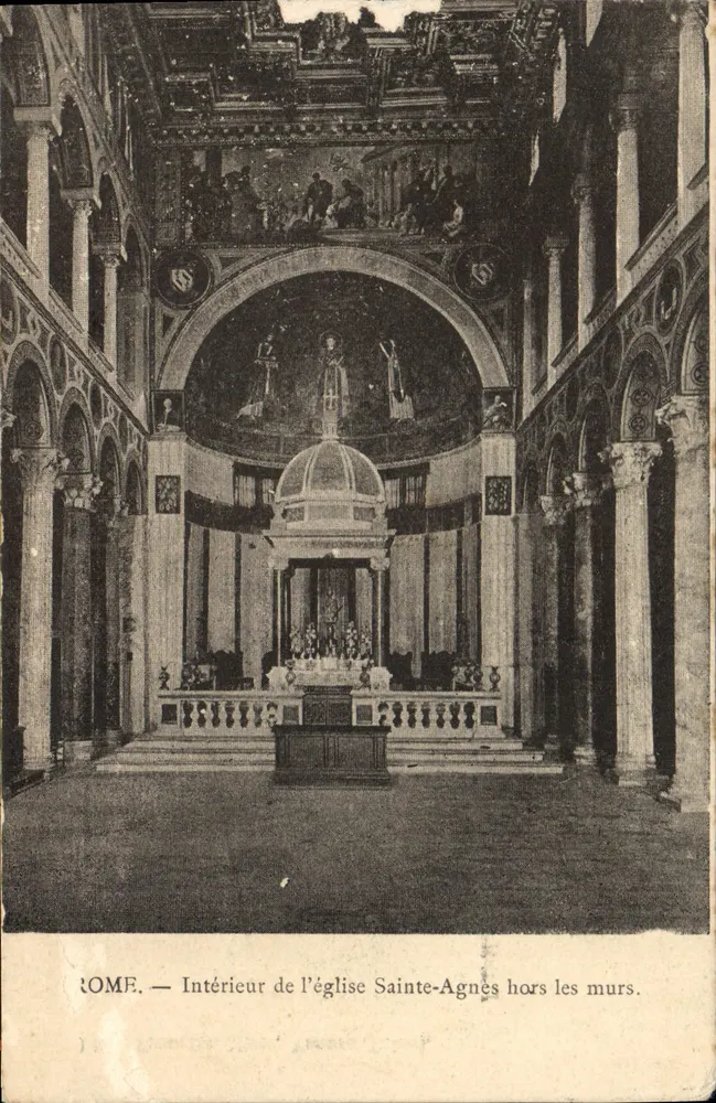 Rom — Innenansicht der Kirche Saint Agnes außerhalb der Mauern — Foto. Frankreich (Seine) - Vorderseite