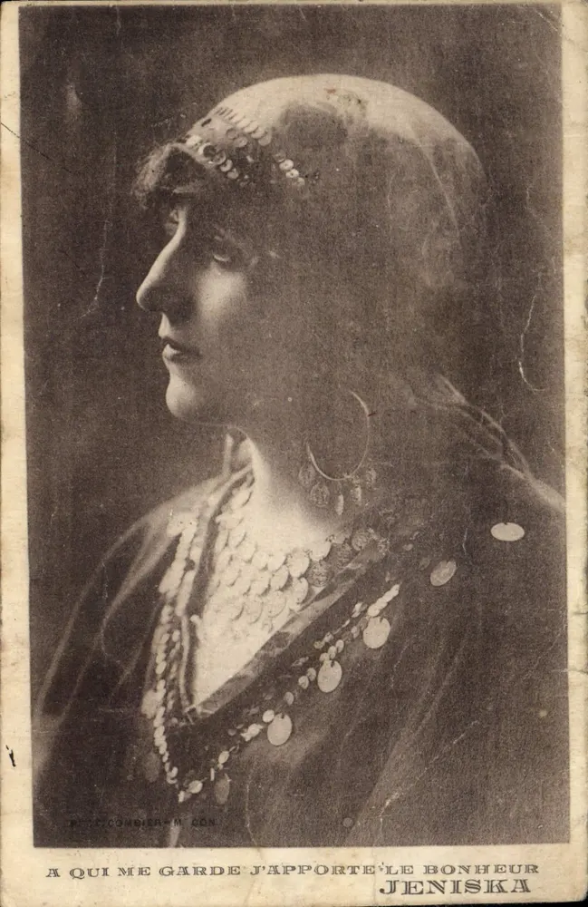 Femme en costume oriental — portrait de Jeniska — éditeur P. T. COMBES-H. DON - Vorderseite