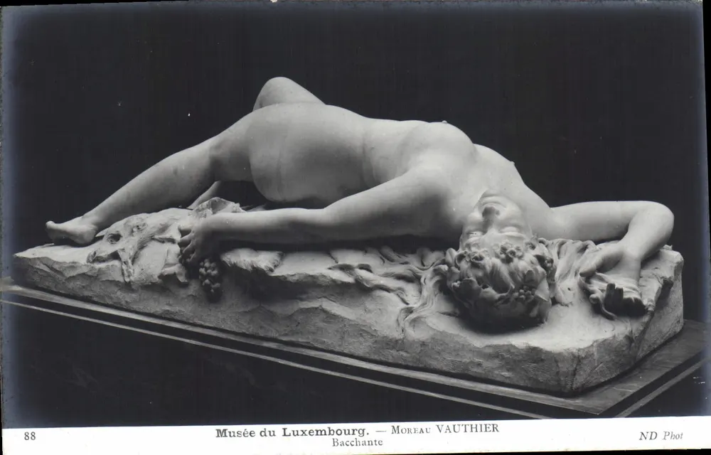 Bacchante — Museu do Luxemburgo — Moreau Vauthier — ND Fot - Frente