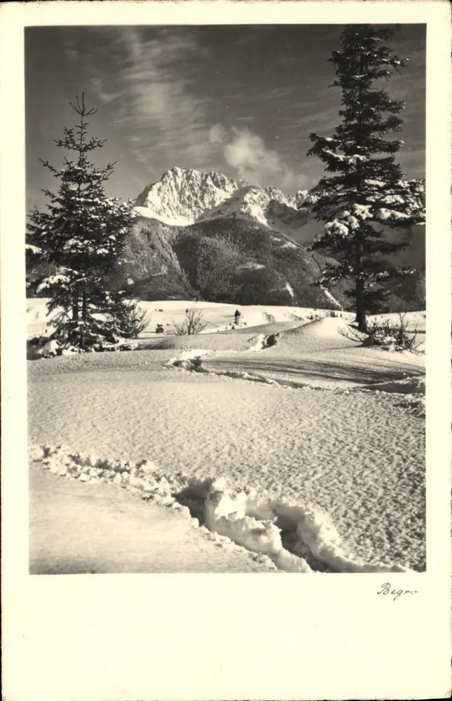 Begro — Vista de montanha nevada — Begro - Frente