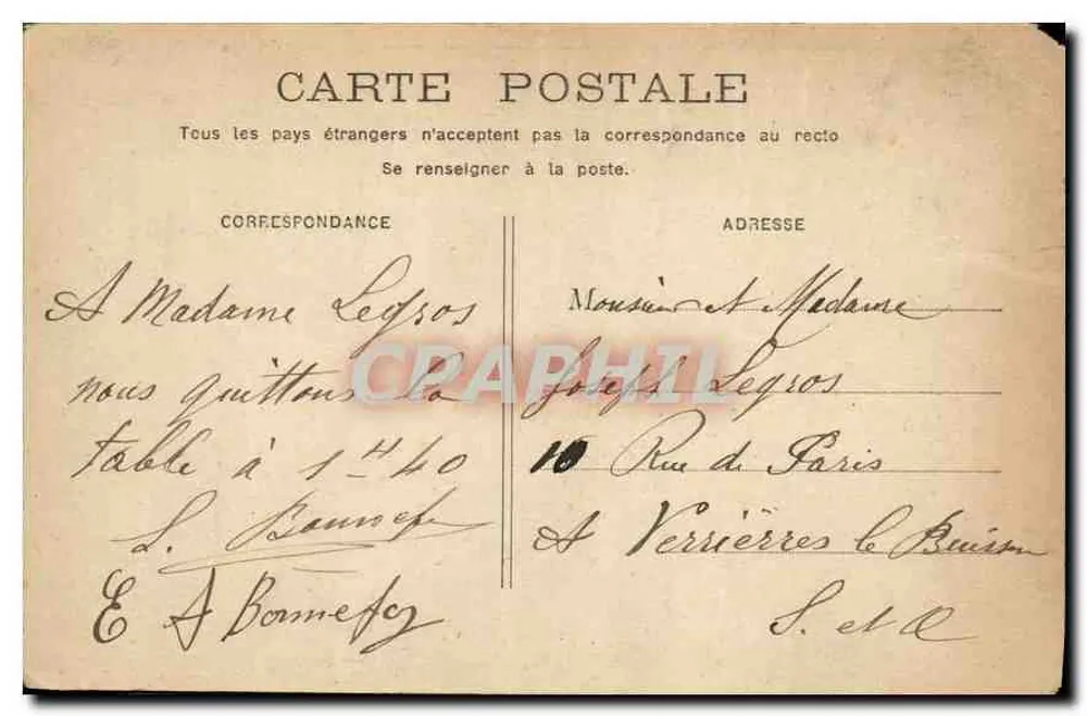 Criança brincando com um balde — texto impresso — A. Loussier - Verso