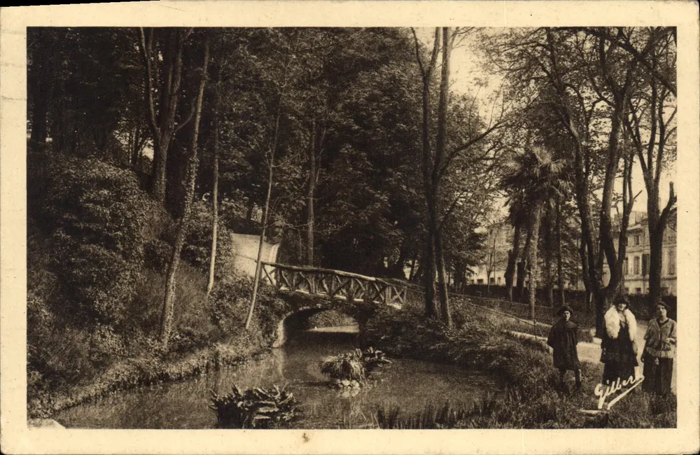 Jardim da Catedral — Angoulême — Edição de Arte Gilber - Frente