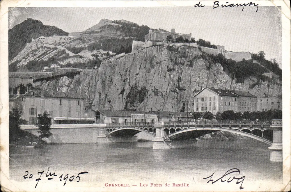 Grenoble — Les Forts de Bastille — éditeur de Briany — n° 1207 - Awers