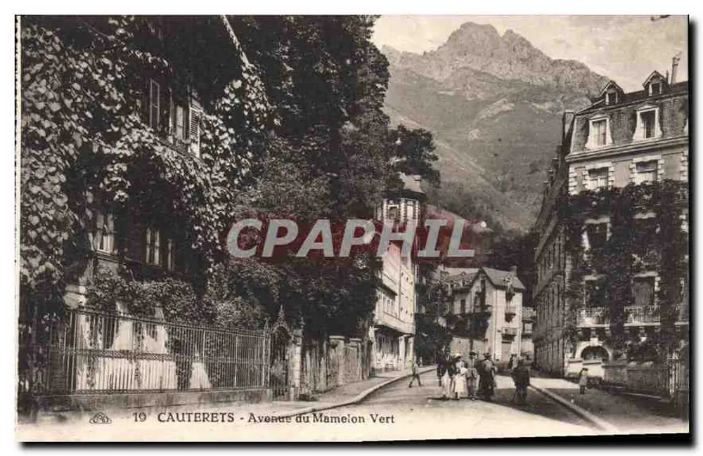 Cauterets - Avenida do Mamelon Vert — vista de rua com montanhas no fundo — n° 19 - Frente