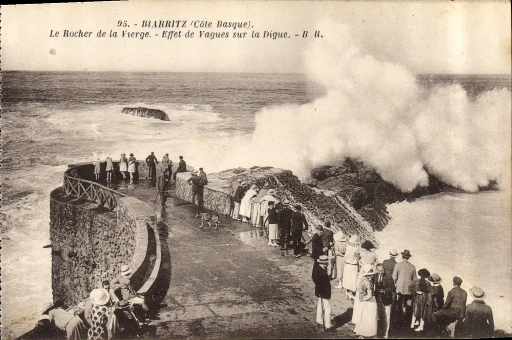 Biarritz / Côte Basque — Der Felsen der Jungfrau — Welleneffekt an der Mole — Bloc Frères, Verleger - Bordeaux - Nr. 95 - Vorderseite