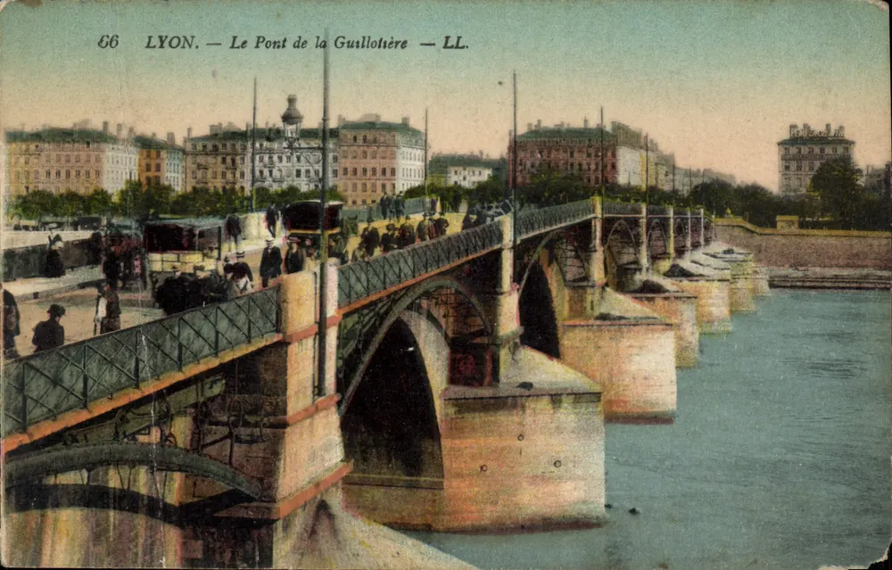 LYON — O Ponte de la Guillotière — LL. - Frente