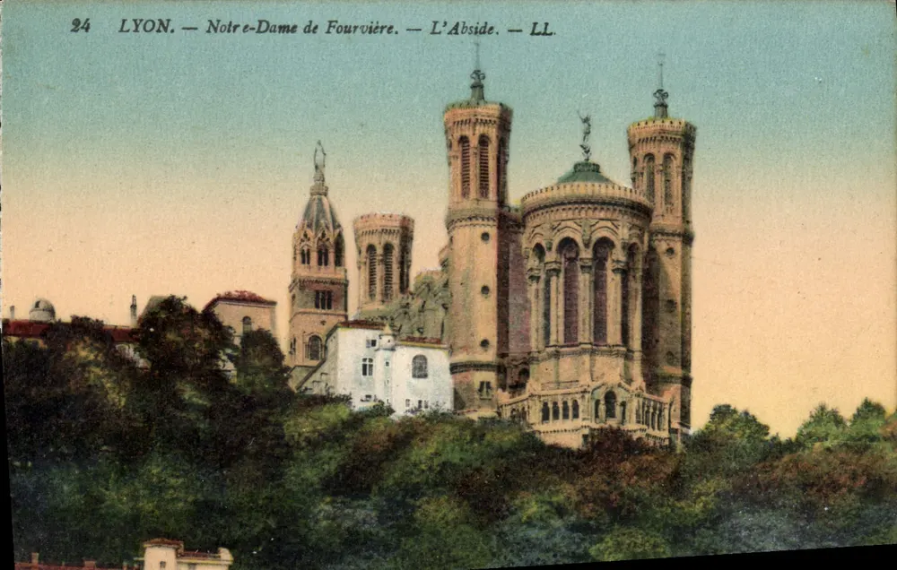 LYON — Nossa Senhora de Fourvière — A Abside — LL. - Frente