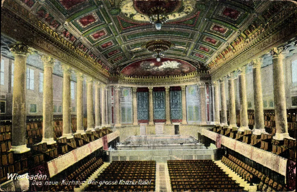 Wiesbaden — Das neue Kurhaus. Der grosse Konzertsaal — Halocolorkarte von Ottmar Lieber, München - Vorderseite