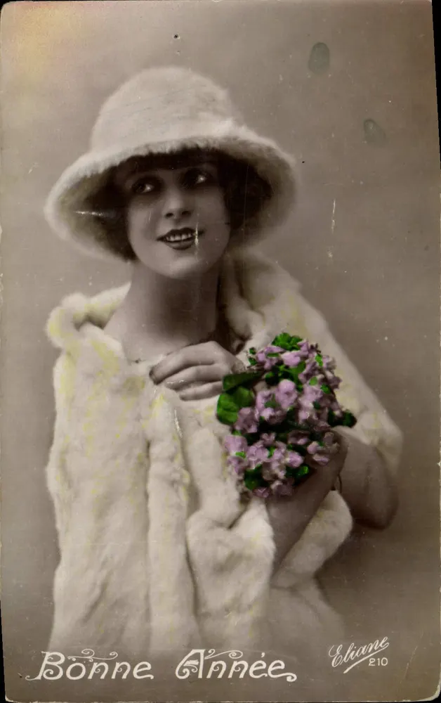 Mujer en piel con ramo de flores — Feliz Año — Eliane n°210 - Anverso