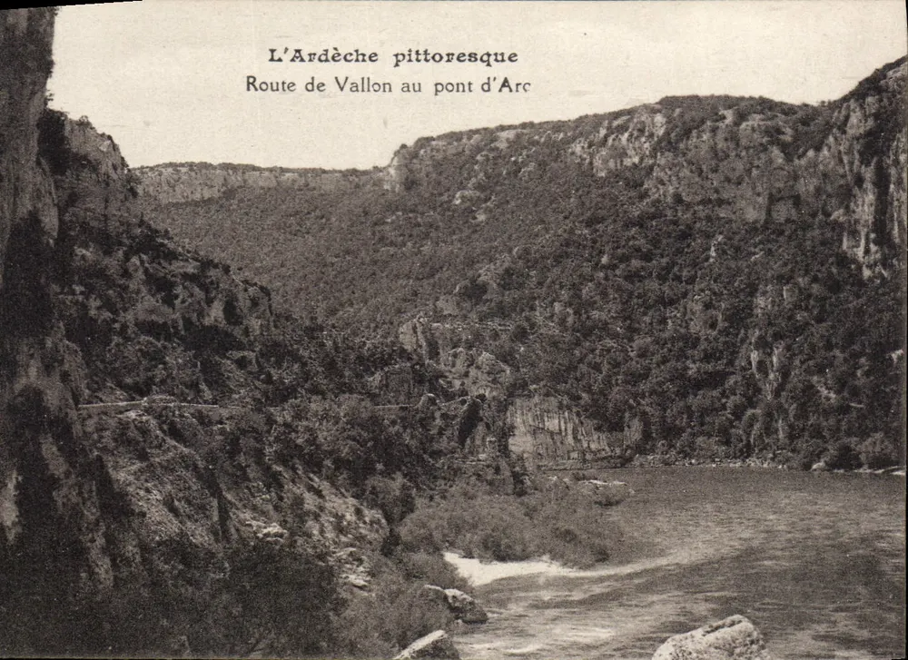 Pittoreske Ardèche — Route de Vallon zum Pont d'Arc — P. Libmann, Lyon - Vorderseite