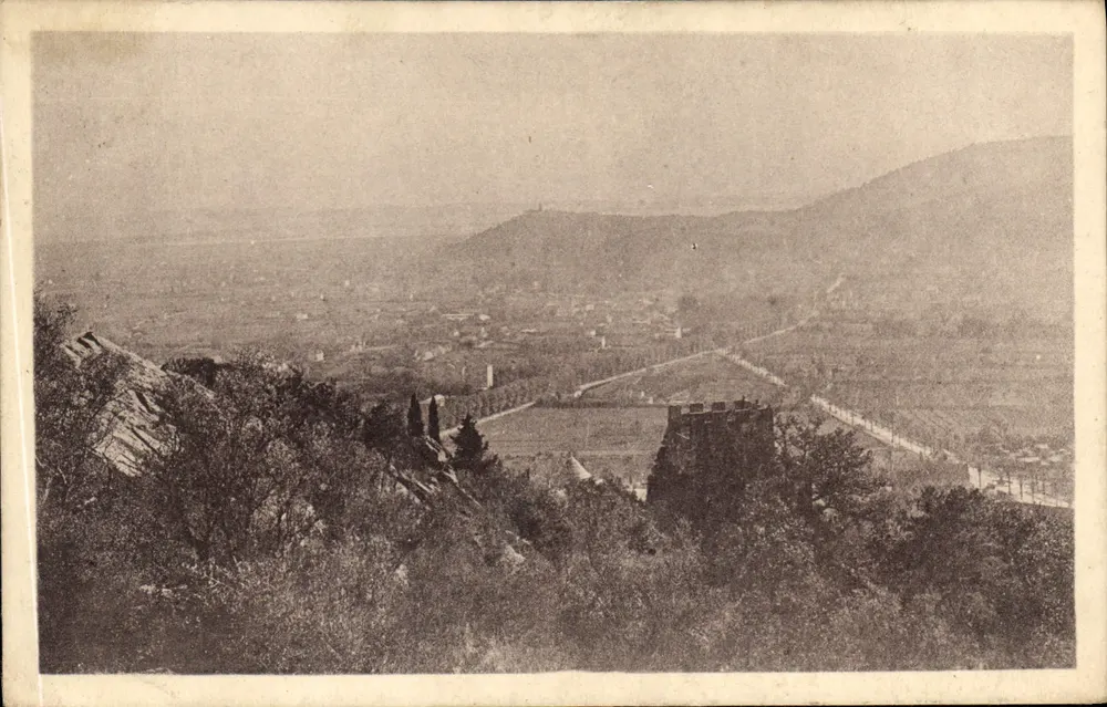 Hyères - O Velho Castelo — panorama das alturas — editor não visível - Frente