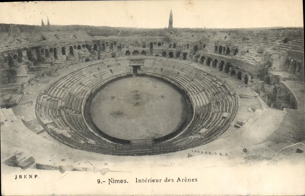 Nîmes — Interior das Arênes — J.BENP. n°9 - Frente