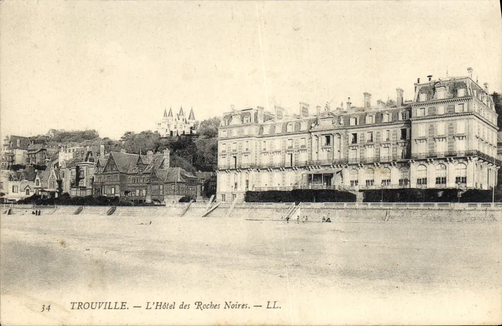 Trouville — Das Hotel des Roches Noires — LL. n°34 - Vorderseite