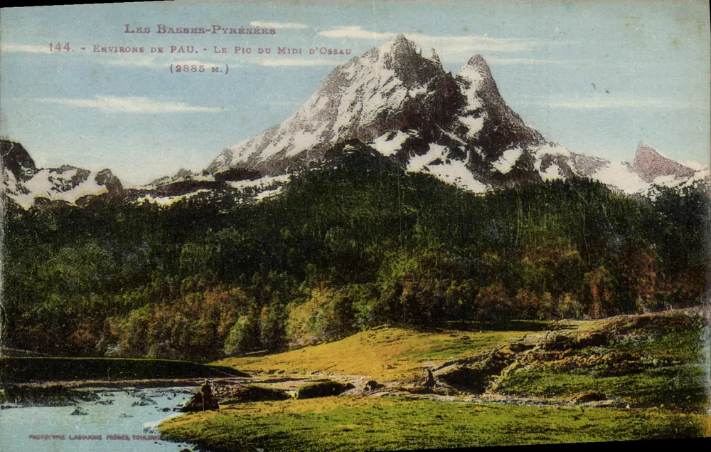 De Laaggebergten van de Pyreneeën — Omgeving van Pau — De Pic du Midi d'Ossau (2885 m) — Fototype Labounie, Toulouse - Voorkant