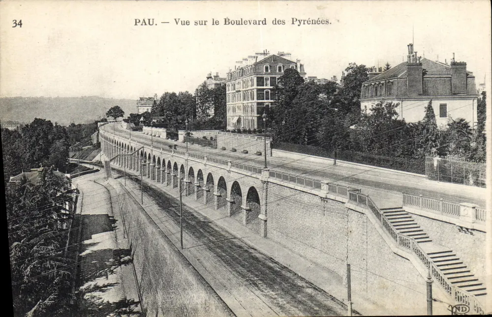 PAU — Visão do Boulevard dos Pirineus — ND - Frente