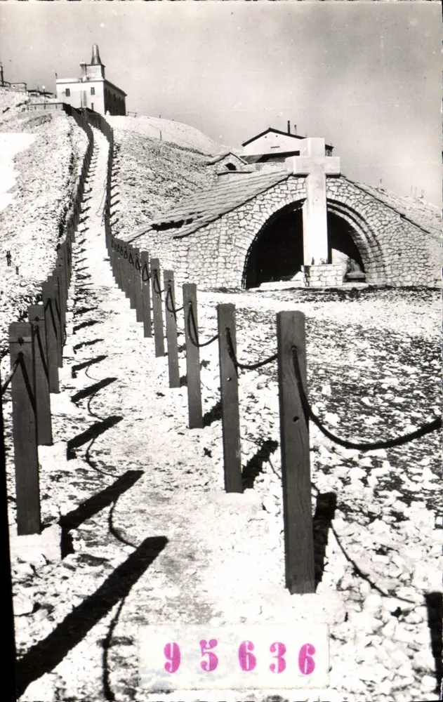 Mont Ventoux — Die Kapelle und das Militärgebäude — Éditions SL, Lyon - Vorderseite