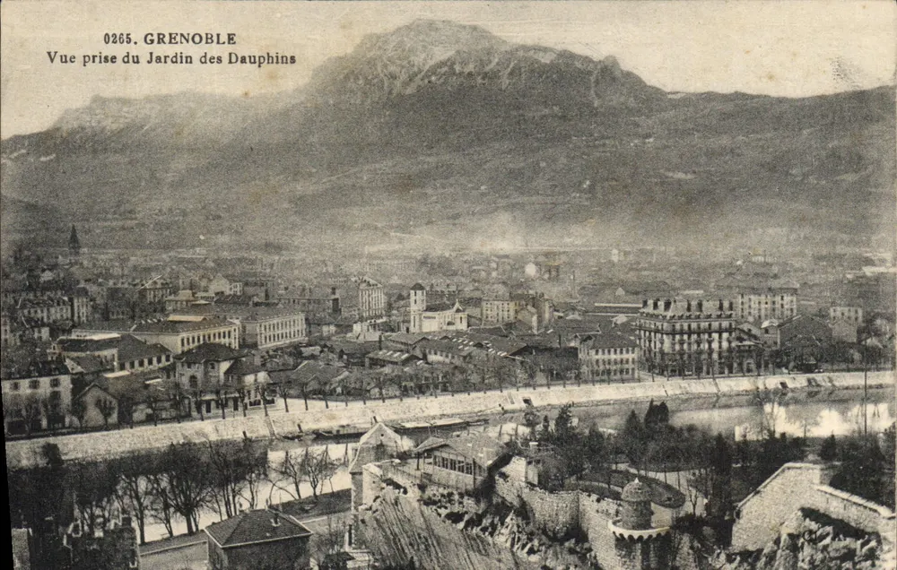 Grenoble — Ansicht vom Jardin des Dauphins — unbekannter Verlag, Nr. 0265 - Vorderseite