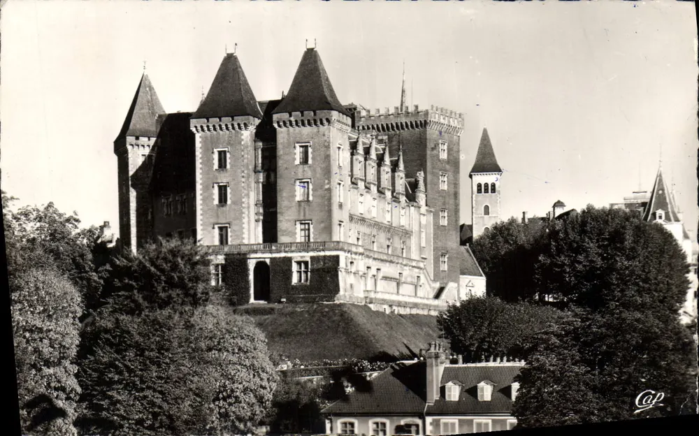 Castelo de Pau — vista do parque — editor Cap, n° 1194 - Frente