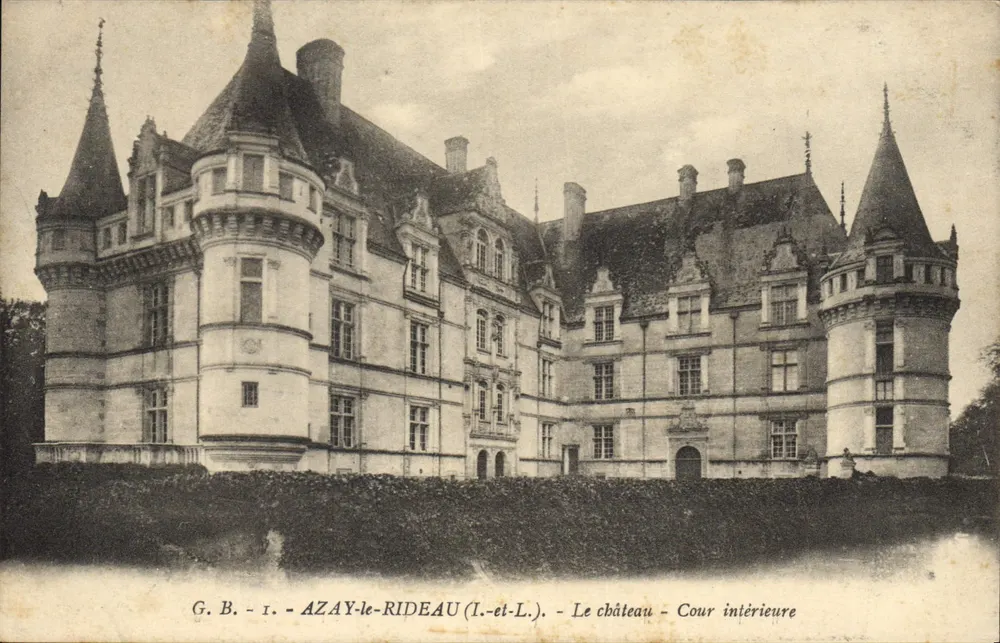Azay-le-Rideau (Indre-et-Loire) — Das Schloss — Innenhof — G. B. - I. - Vorderseite
