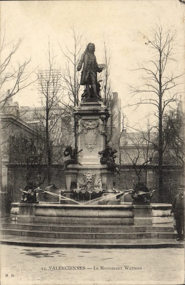 Valenciennes — O Monumento Watteau — H. D. n°12 - Frente