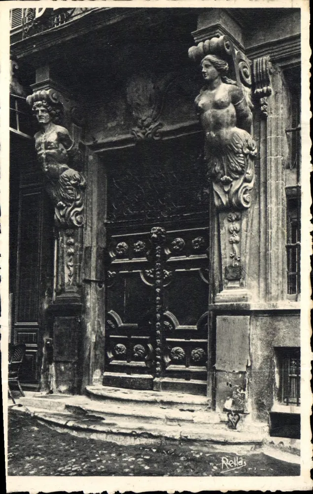 Portal decorado com esculturas — Hotel dos pregadores — Aix-en-Provence — Rellás - Frente