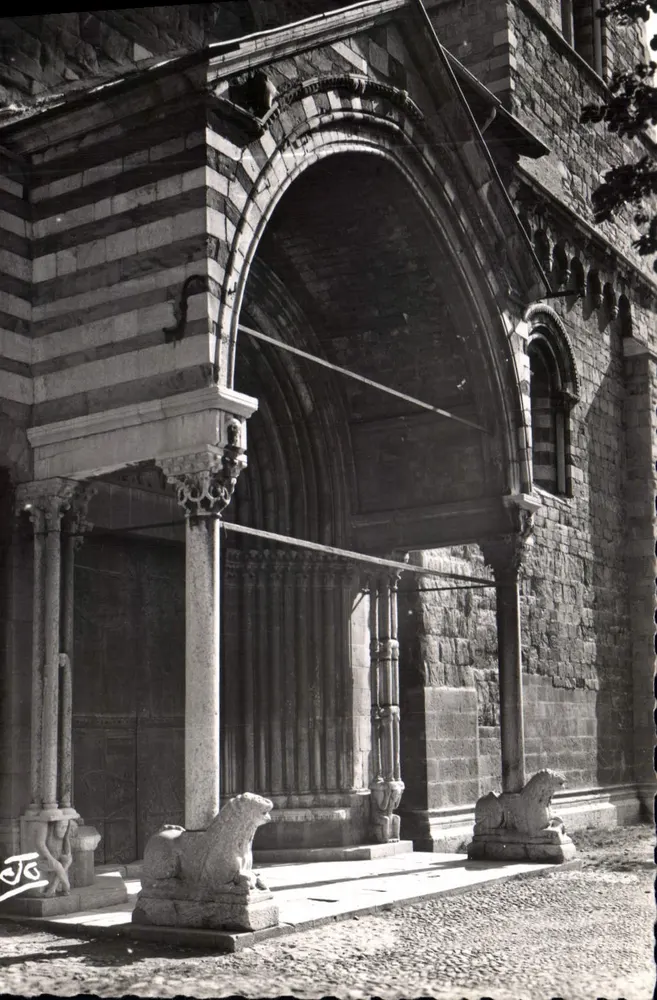 Embrun — Portal der Kathedrale (11. Jahrhundert) — Verlag ABEIL, Nr. 575 - Vorderseite