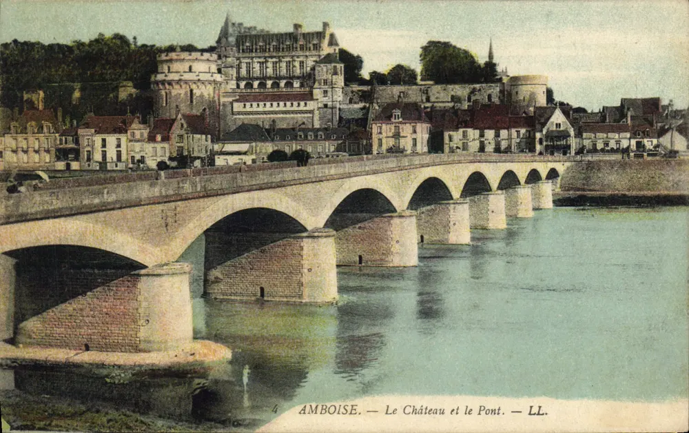 Amboise — O Castelo e o Ponte — LL. n°4 - Frente