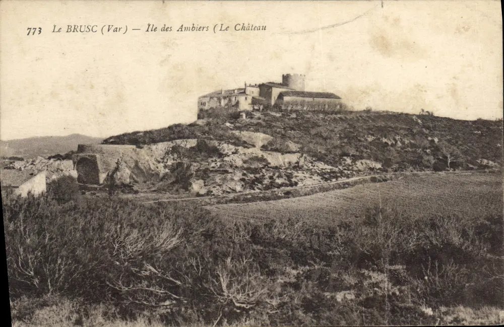 Le BRUSC (Var) — Île des Ambiers (Le Château) - Vorderseite