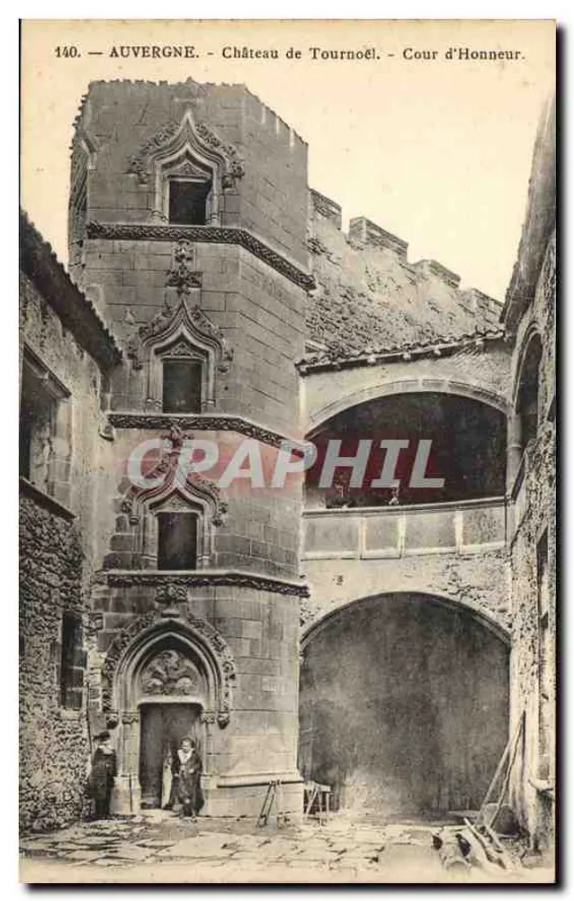 Auvergne - Schloss Tournœil - Ehrenhof - Vorderseite
