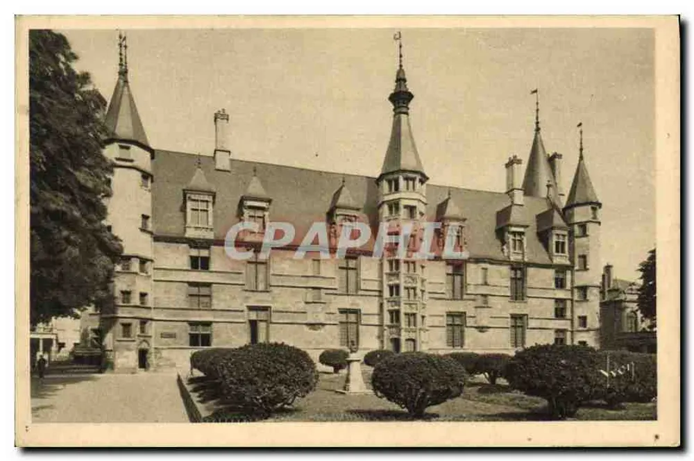 Nevers (Nièvre) — O palácio ducal — Éditions d'Art Yvon - Frente