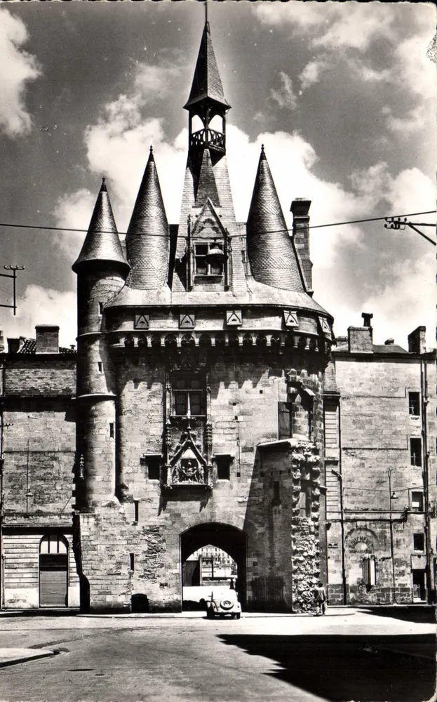 Bordeaux — a Porta Alta — Éditions GIGNY n° 9017 - Frente