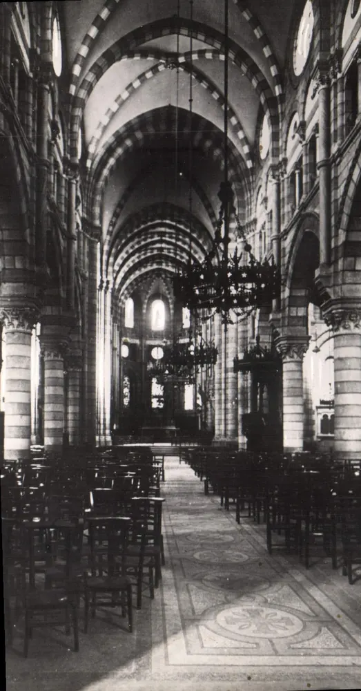Gap — Interior de la Catedral — ANDREIS GAP - Anverso