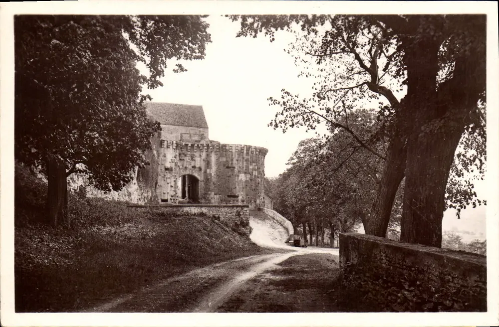 Vézelay — Spaziergang entlang der Fossés und der neuen Türme — Collection M. D. - Vorderseite